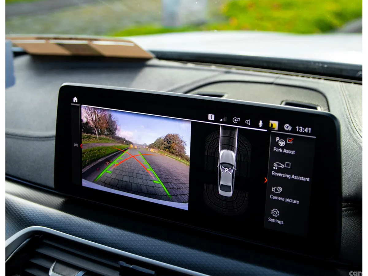 BMW 5-Series Saloon, Diesel Hybrid, 2020, White