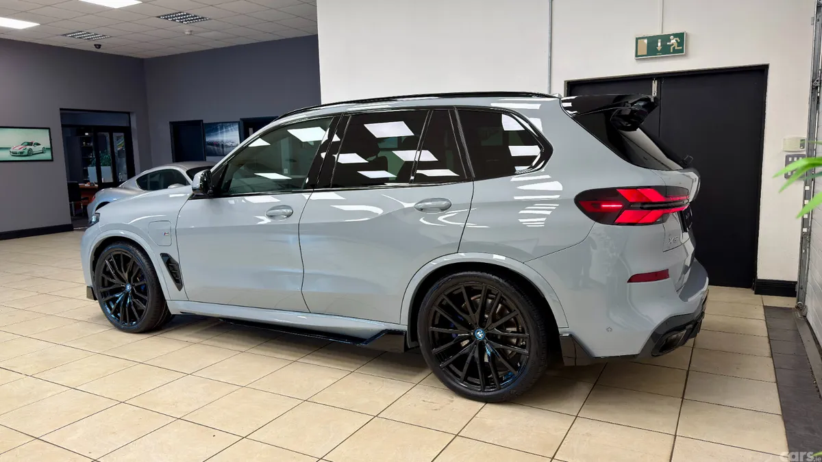 BMW X5 SUV, Petrol Hybrid, 2024, Grey