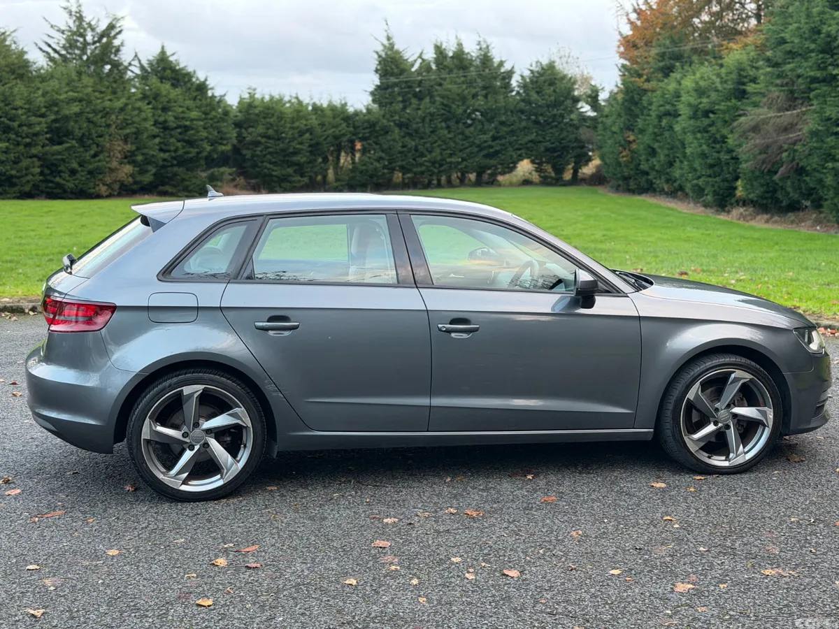 Audi A3 Hatchback, Diesel, 2013, Grey