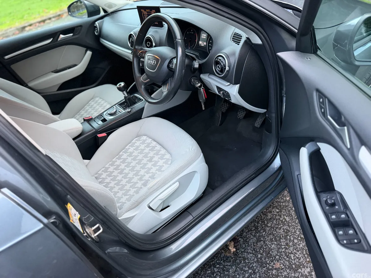 Audi A3 Hatchback, Diesel, 2013, Grey