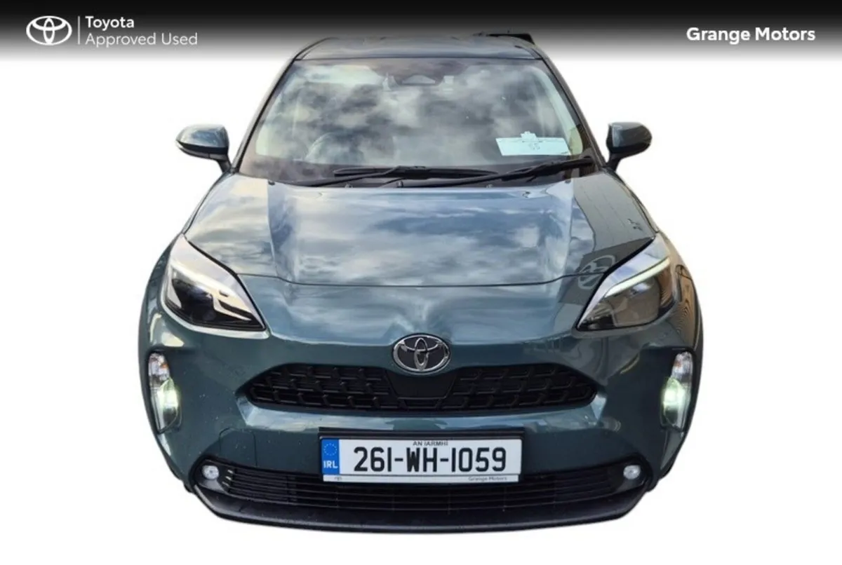 Toyota Yaris Cross Hatchback, Petrol Hybrid, 2026, Green