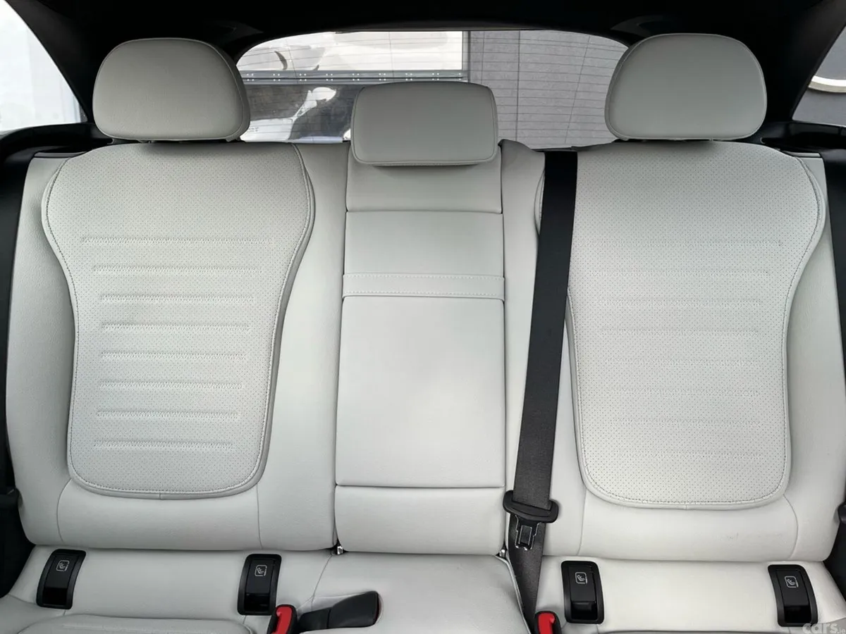 Mercedes-Benz GLC SUV, Petrol Plug-in Hybrid, 2026, Grey