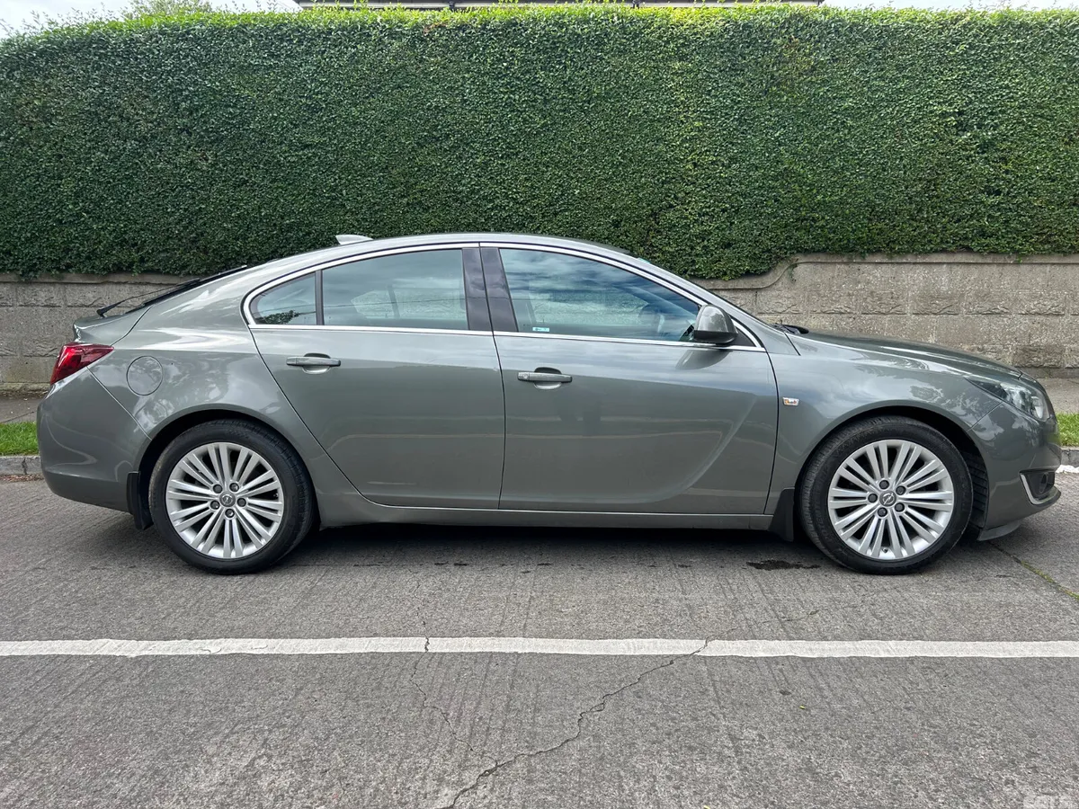 Opel Insignia Hatchback, Diesel, 2017, Grey