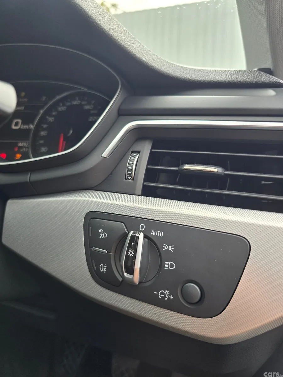 Audi A4 Saloon, Diesel, 2016, Black