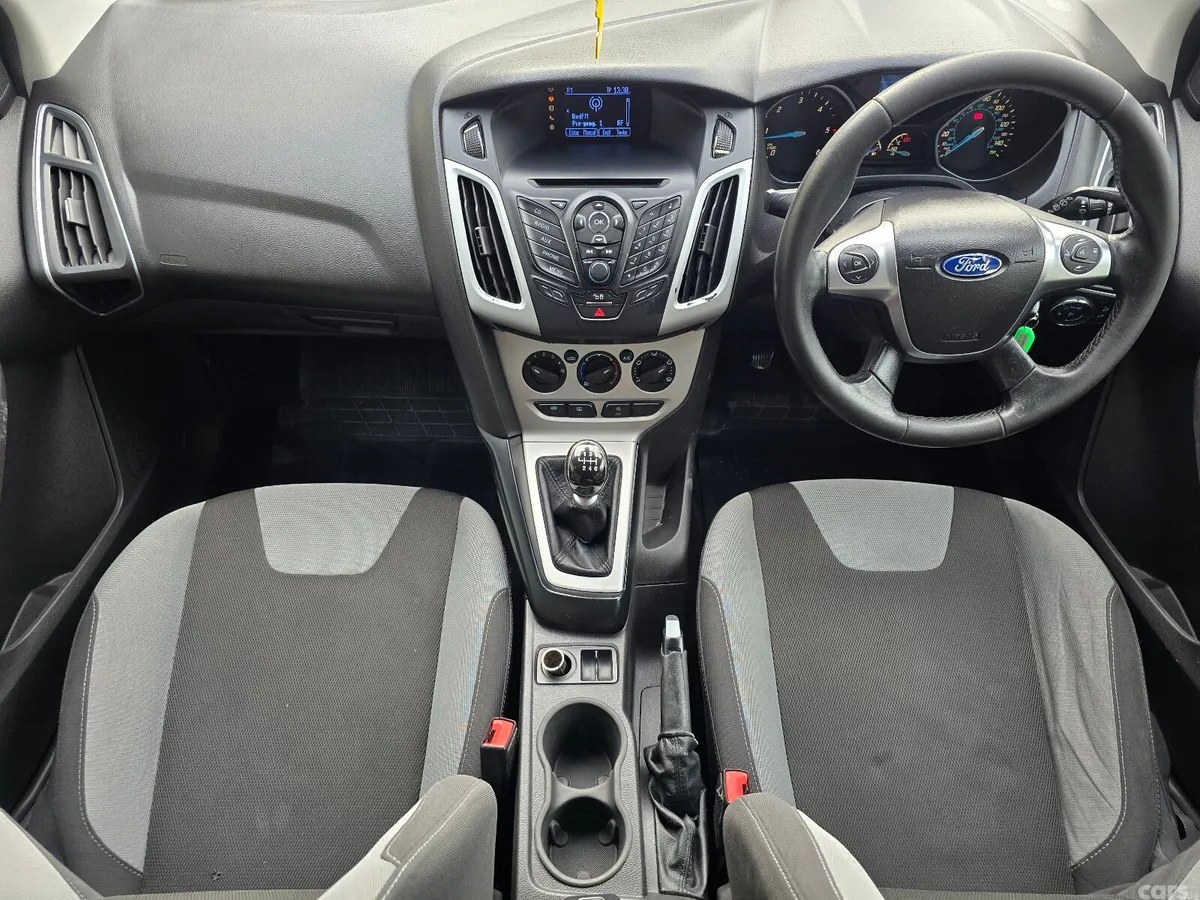 Ford Focus Hatchback, Diesel, 2012, Silver