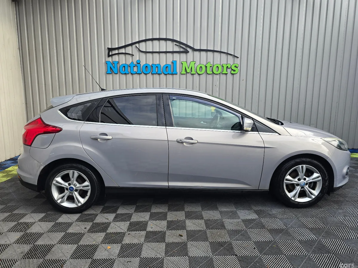 Ford Focus Hatchback, Diesel, 2012, Silver