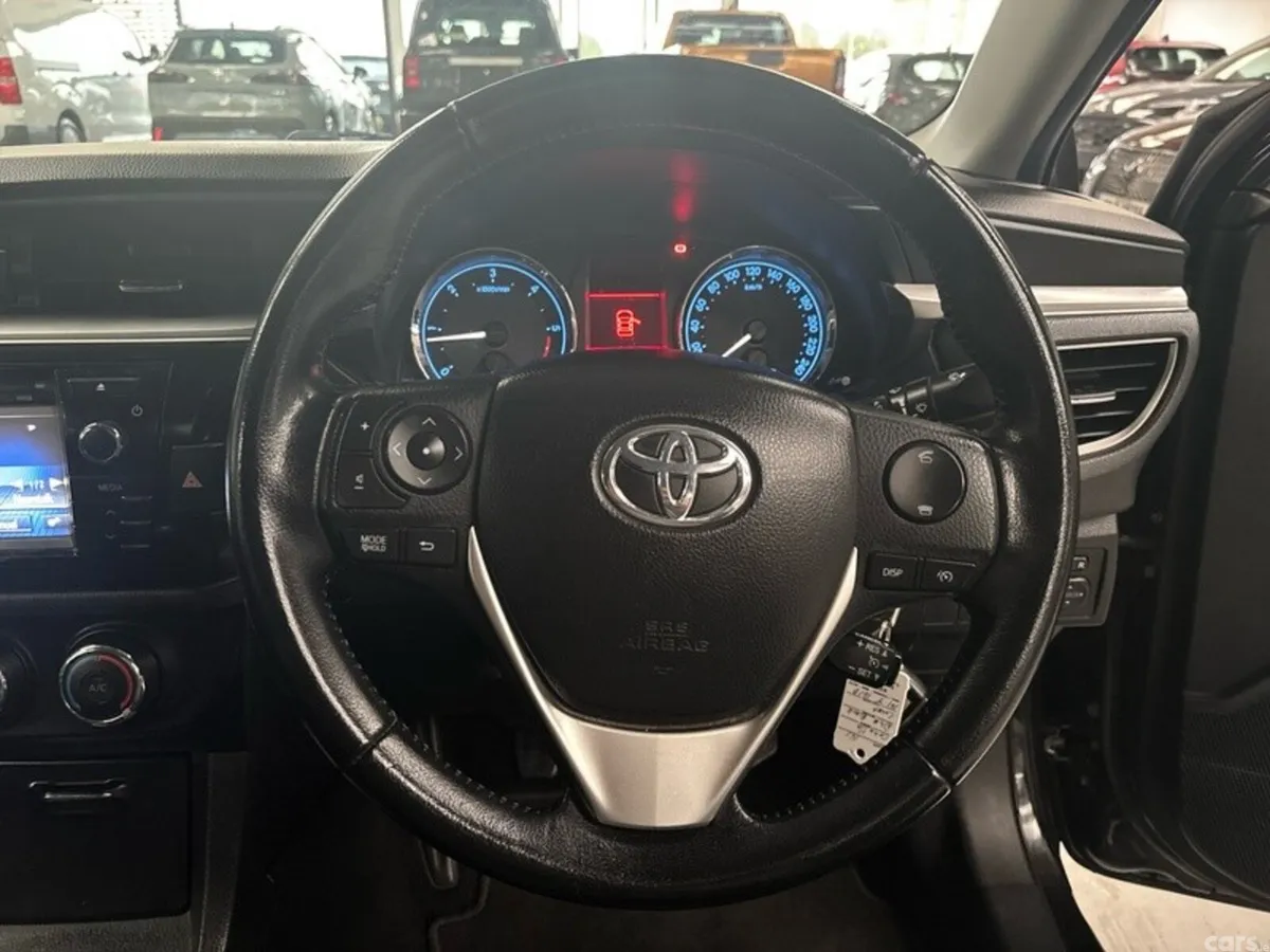 Toyota Corolla Saloon, Diesel, 2016, Black