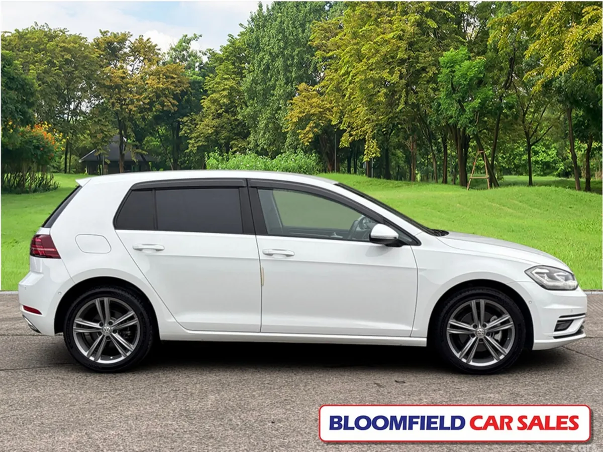 Volkswagen Golf Hatchback, Petrol, 2019, White