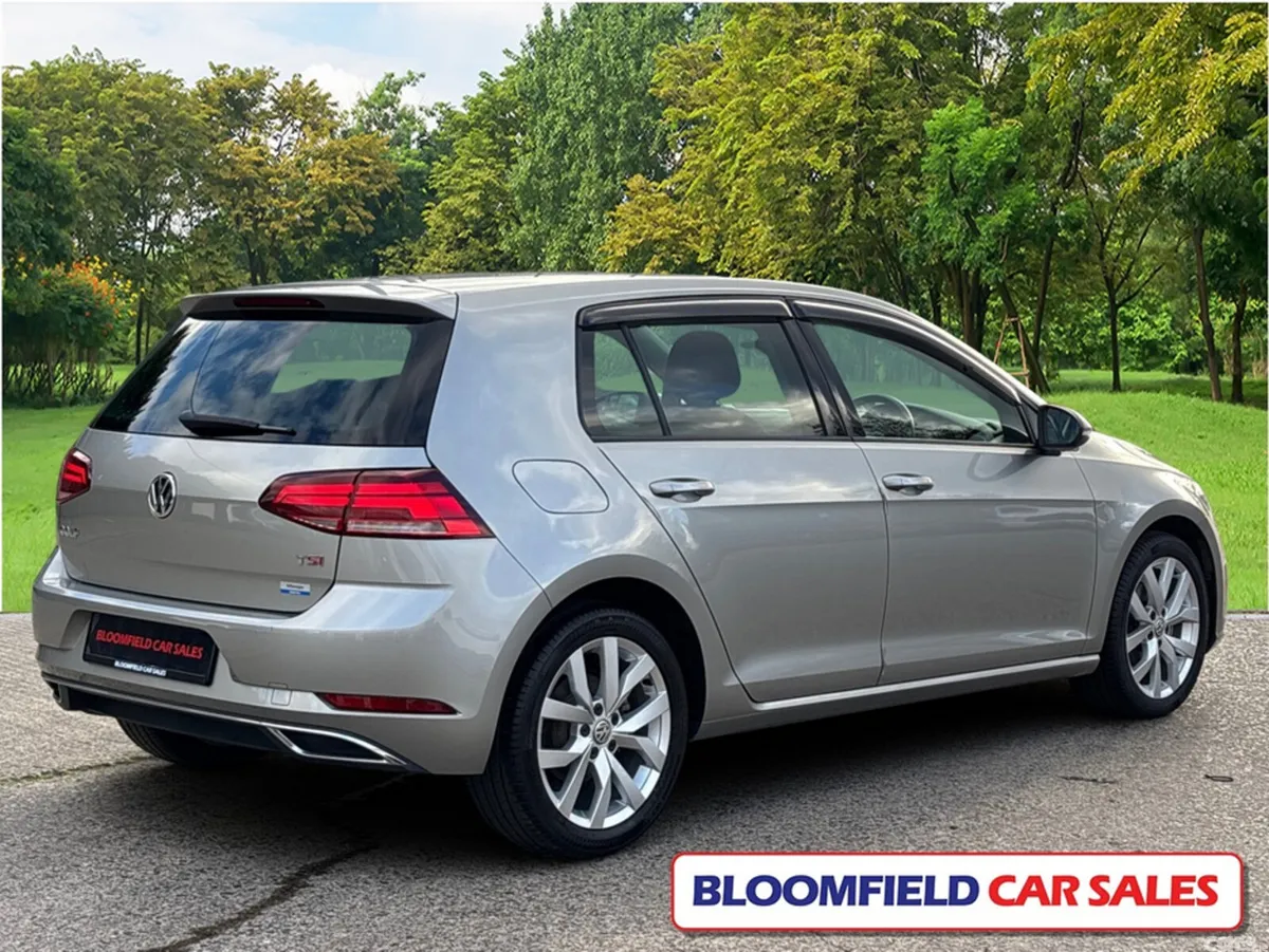 Volkswagen Golf Hatchback, Petrol, 2017, White