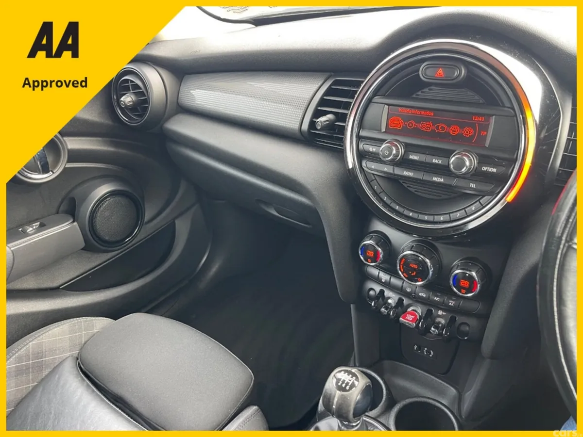 Mini Cooper Hatchback, Diesel, 2017, Red