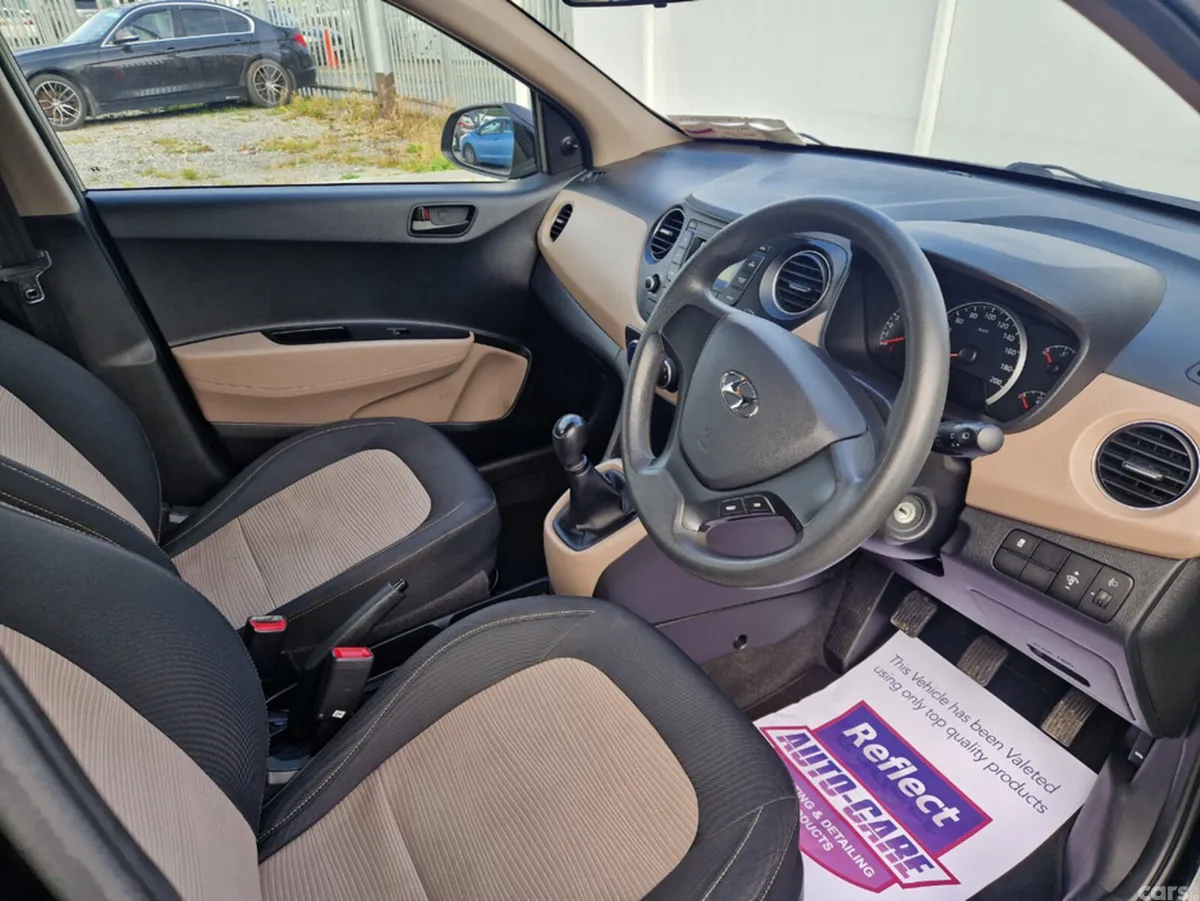 Hyundai i10 Hatchback, Petrol, 2017, Black