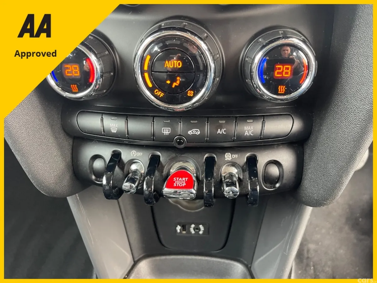 Mini Cooper Hatchback, Diesel, 2017, Red