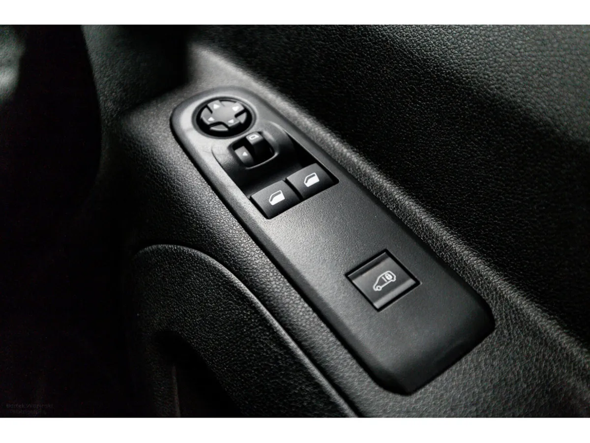 Peugeot Partner Van, Diesel, 2026, Black