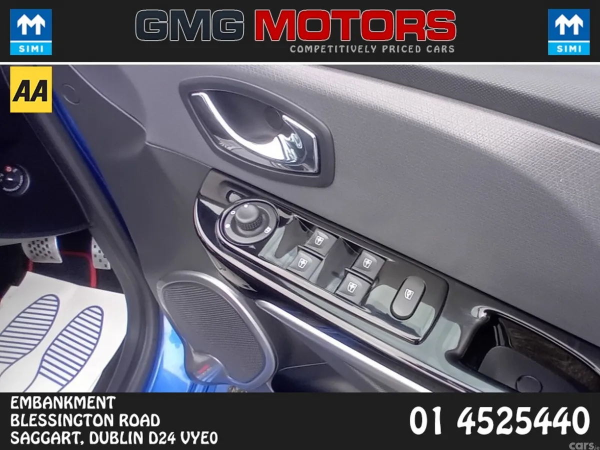 Renault Clio Hatchback, Petrol, 2014, Blue
