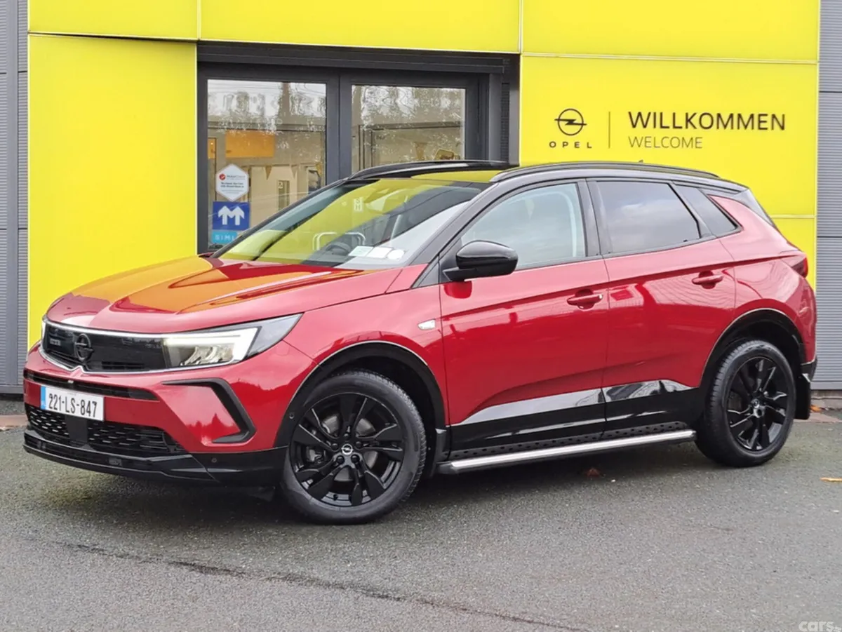 Opel Grandland SUV, Petrol, 2022, Red