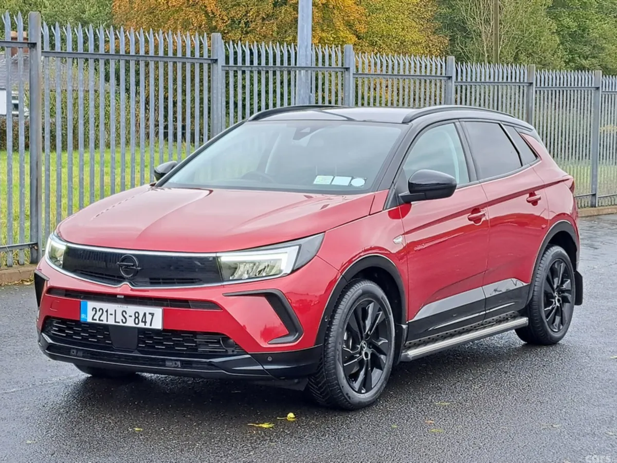 Opel Grandland SUV, Petrol, 2022, Red