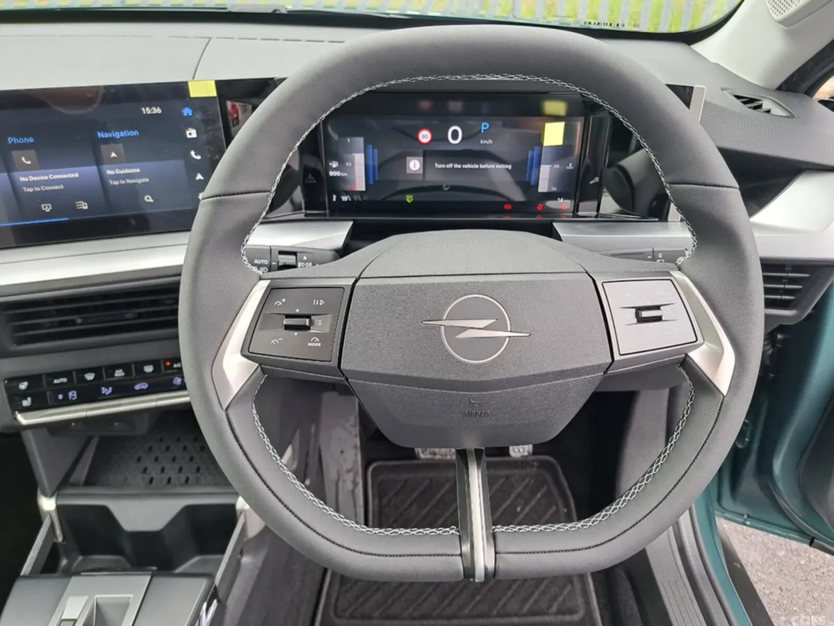 Opel Frontera SUV, Petrol Hybrid, 2027, Green