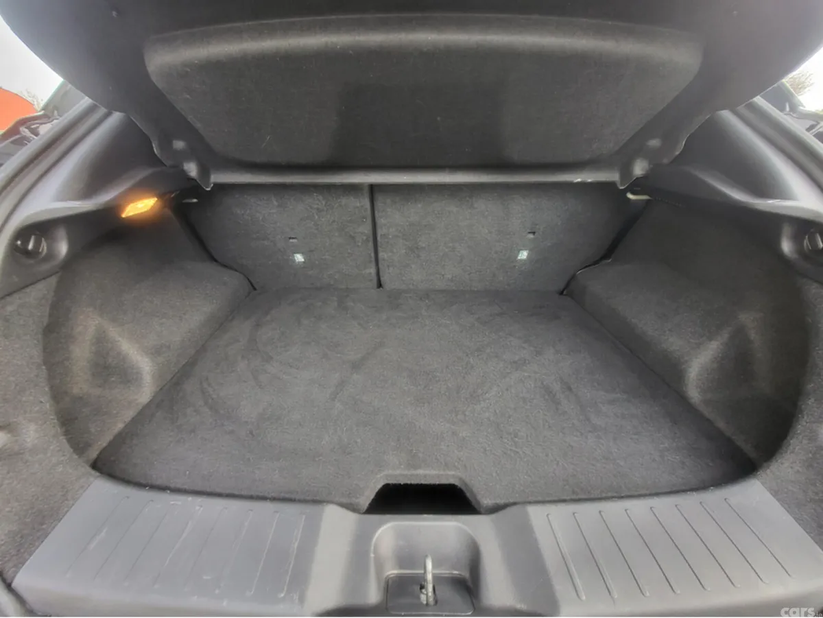 Nissan Juke MPV, Petrol, 2020, Black
