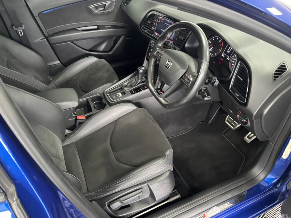 SEAT Leon Hatchback, Petrol, 2017, Blue