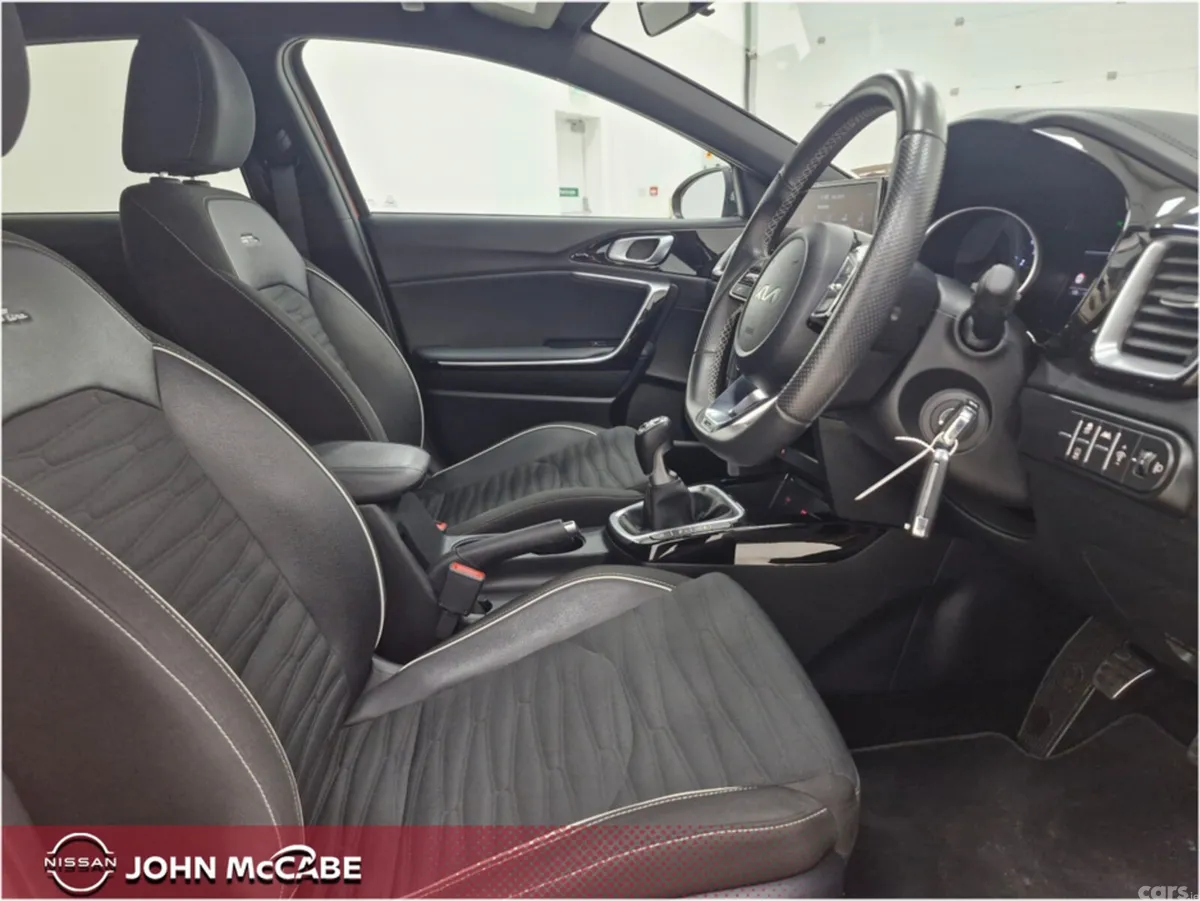 Kia Ceed Hatchback, Petrol, 2024, Orange