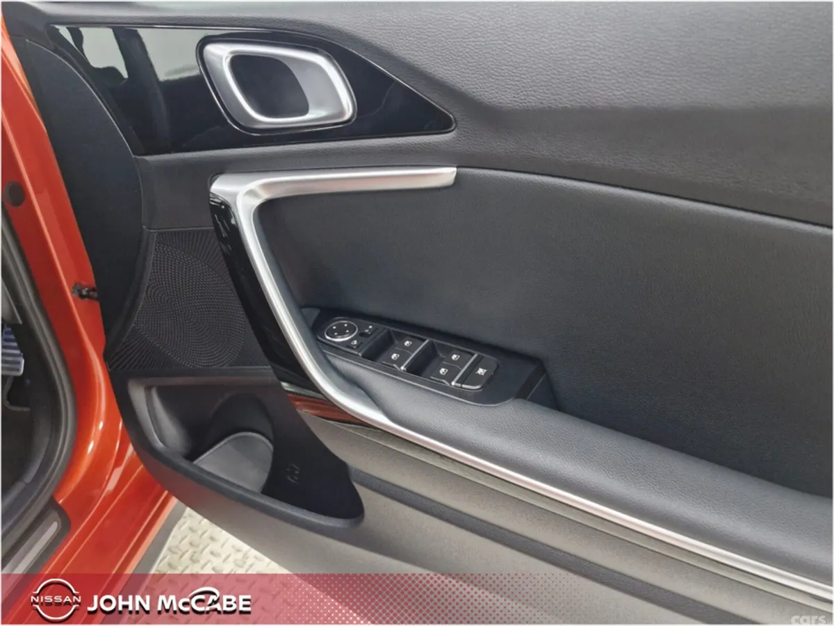 Kia Ceed Hatchback, Petrol, 2024, Orange
