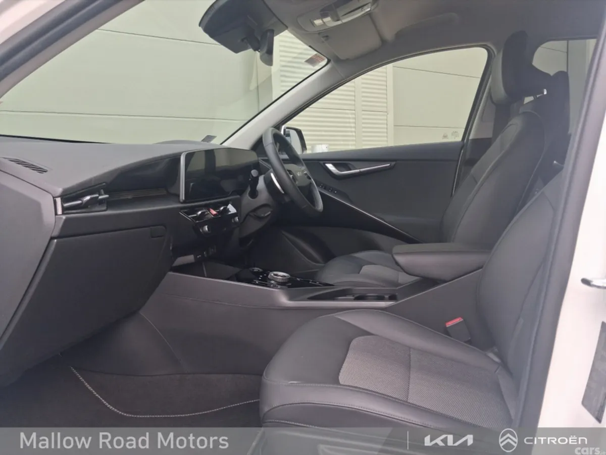 Kia Niro SUV, Electric, 2023, White