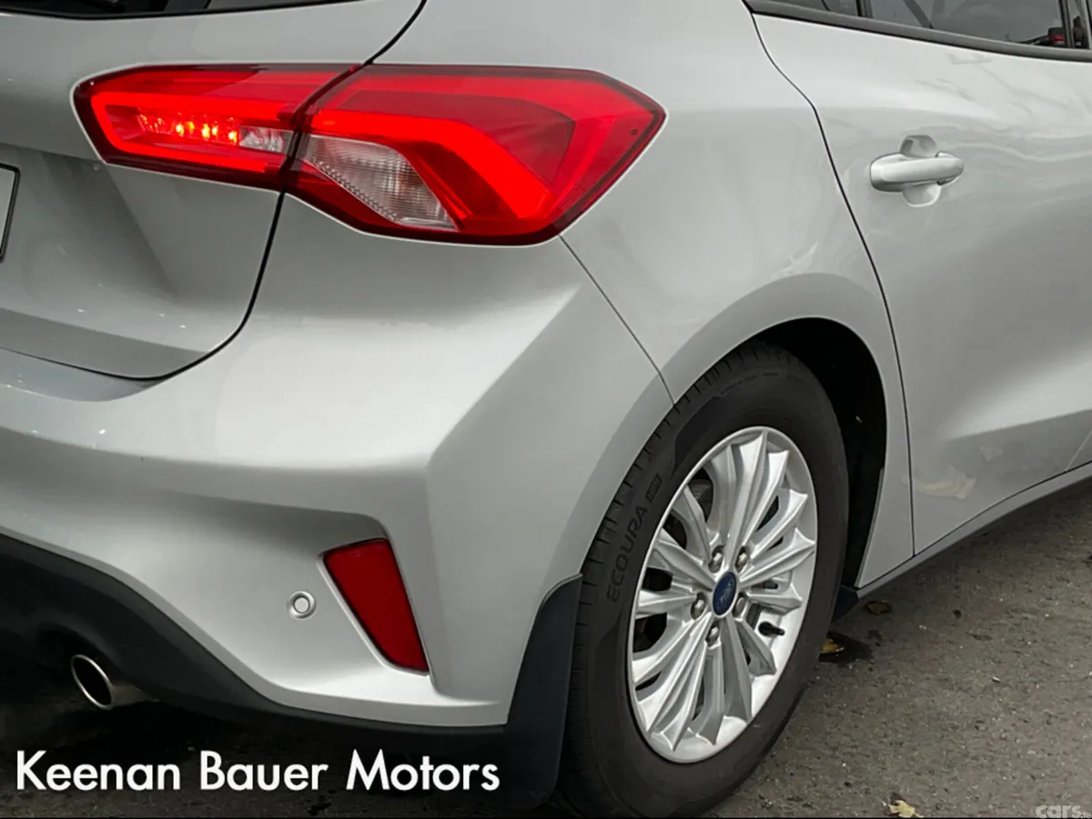 Ford Focus Hatchback, Diesel, 2019, Silver