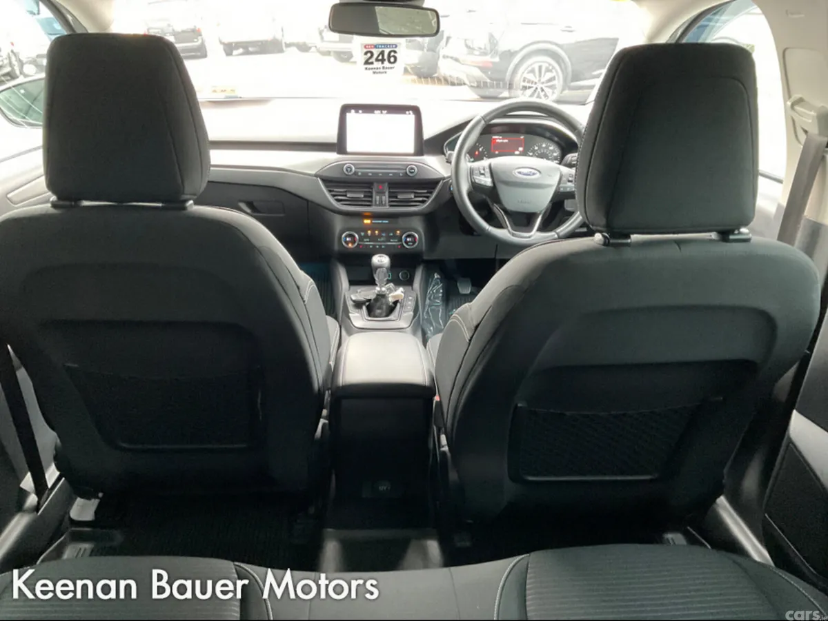 Ford Focus Hatchback, Diesel, 2019, Silver