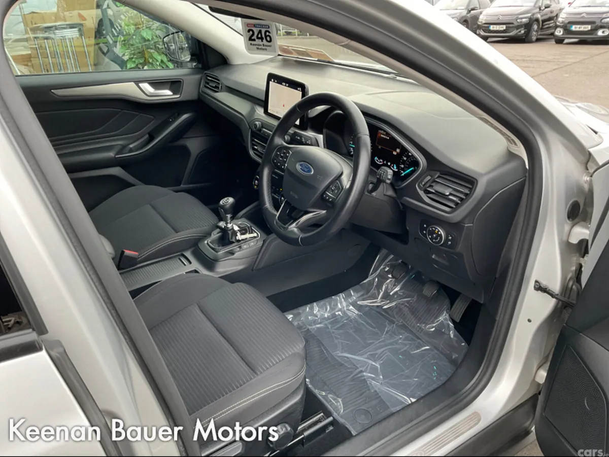 Ford Focus Hatchback, Diesel, 2019, Silver