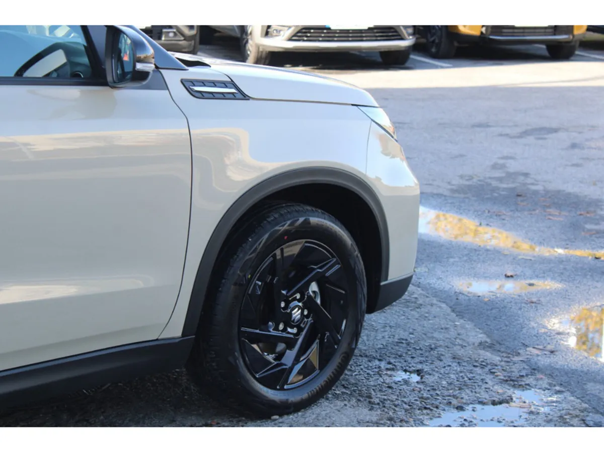 Suzuki Vitara SUV, Petrol Hybrid, 2027, Grey