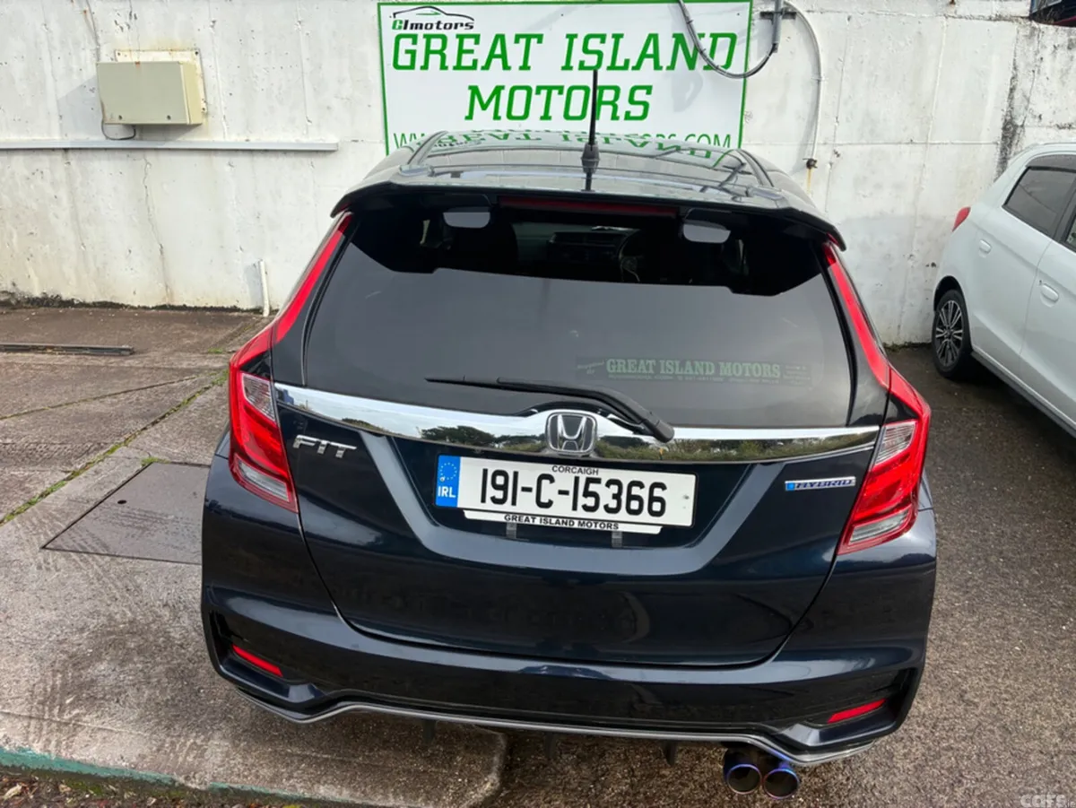 Honda Fit Hatchback, Petrol Hybrid, 2019, Blue