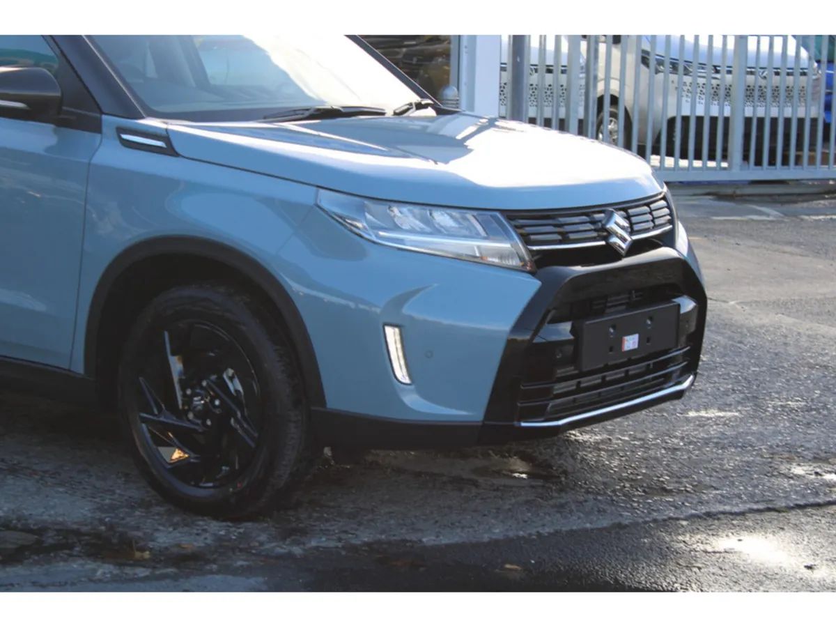 Suzuki Vitara SUV, Petrol Hybrid, 2027, Grey