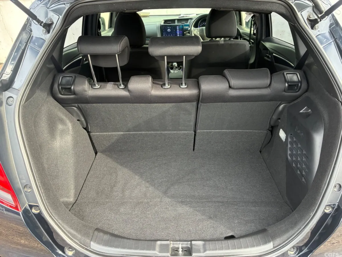 Honda Fit Hatchback, Petrol Hybrid, 2019, Blue