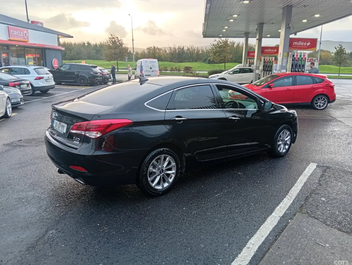 Hyundai i40 Saloon, Diesel, 2018, Black