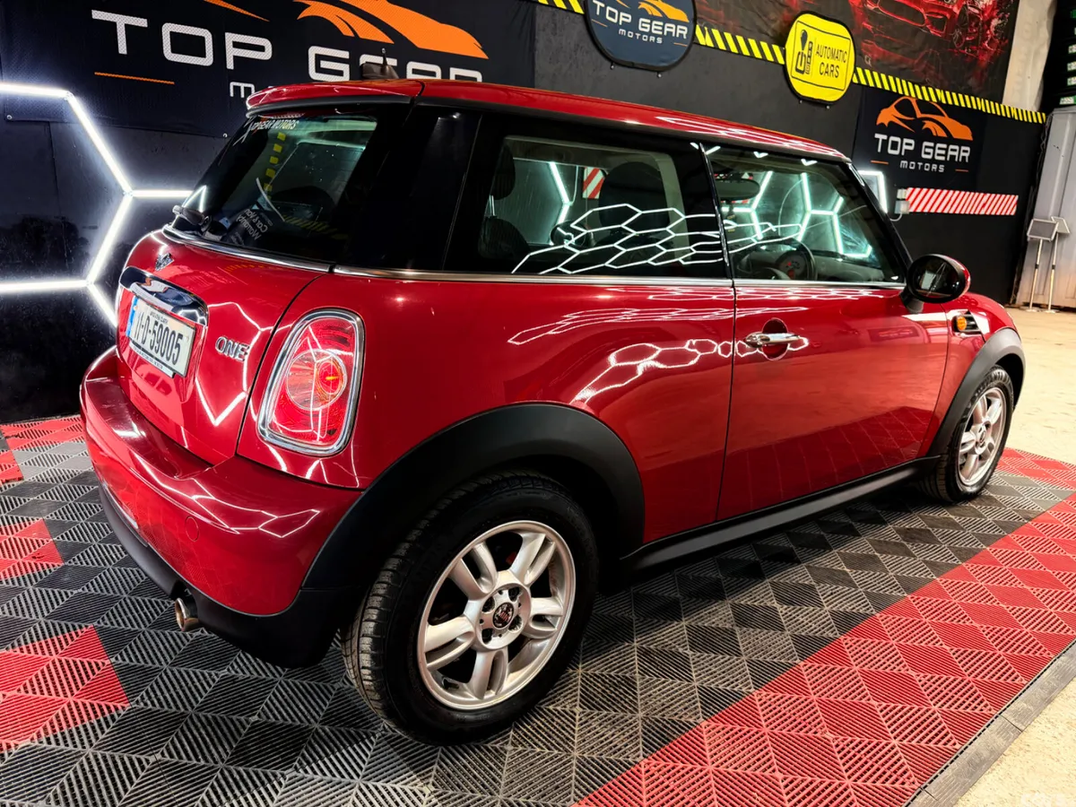 Mini One Hatchback, Petrol, 2011, Red