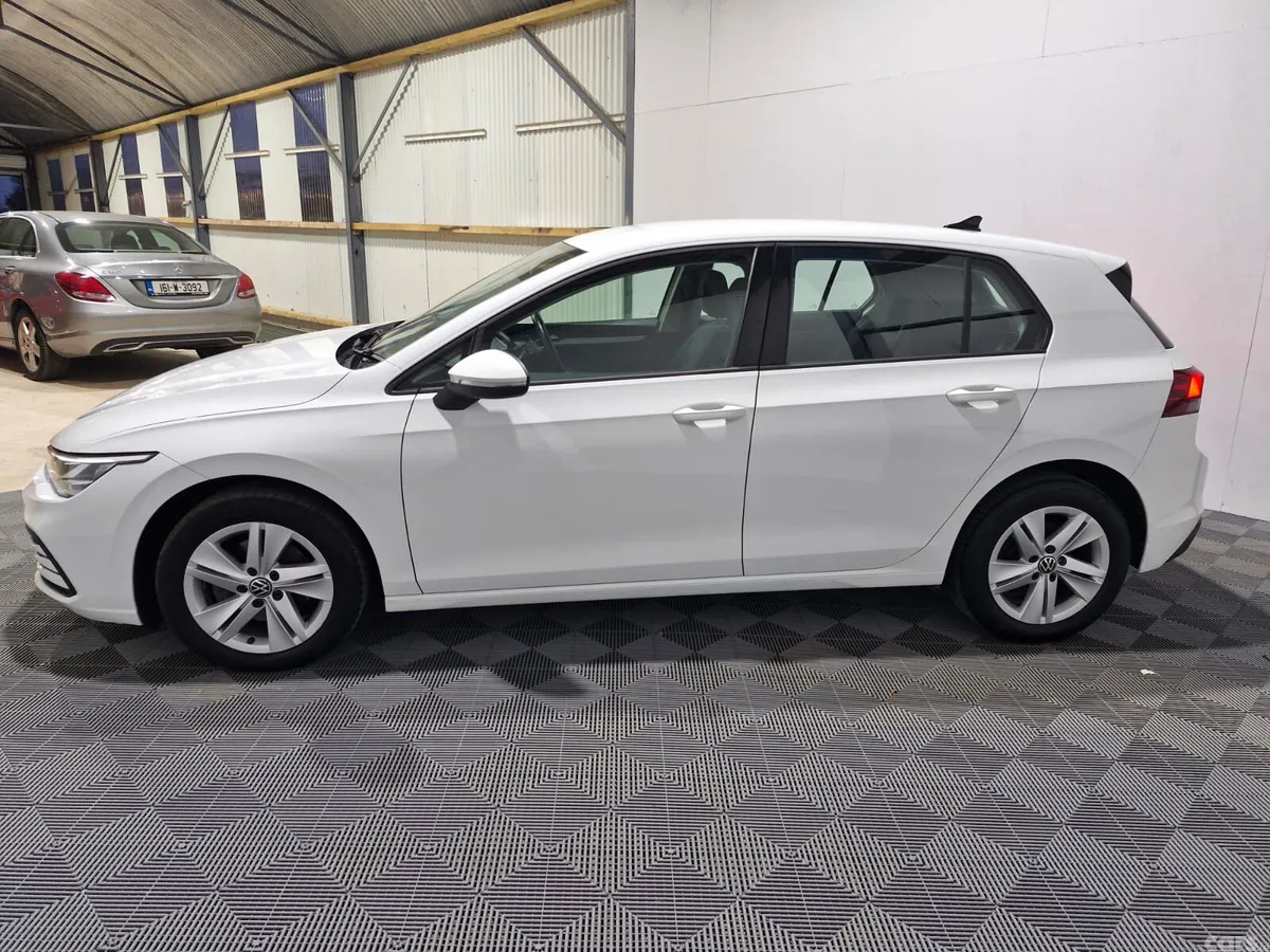 Volkswagen Golf Estate, Diesel, 2022, White