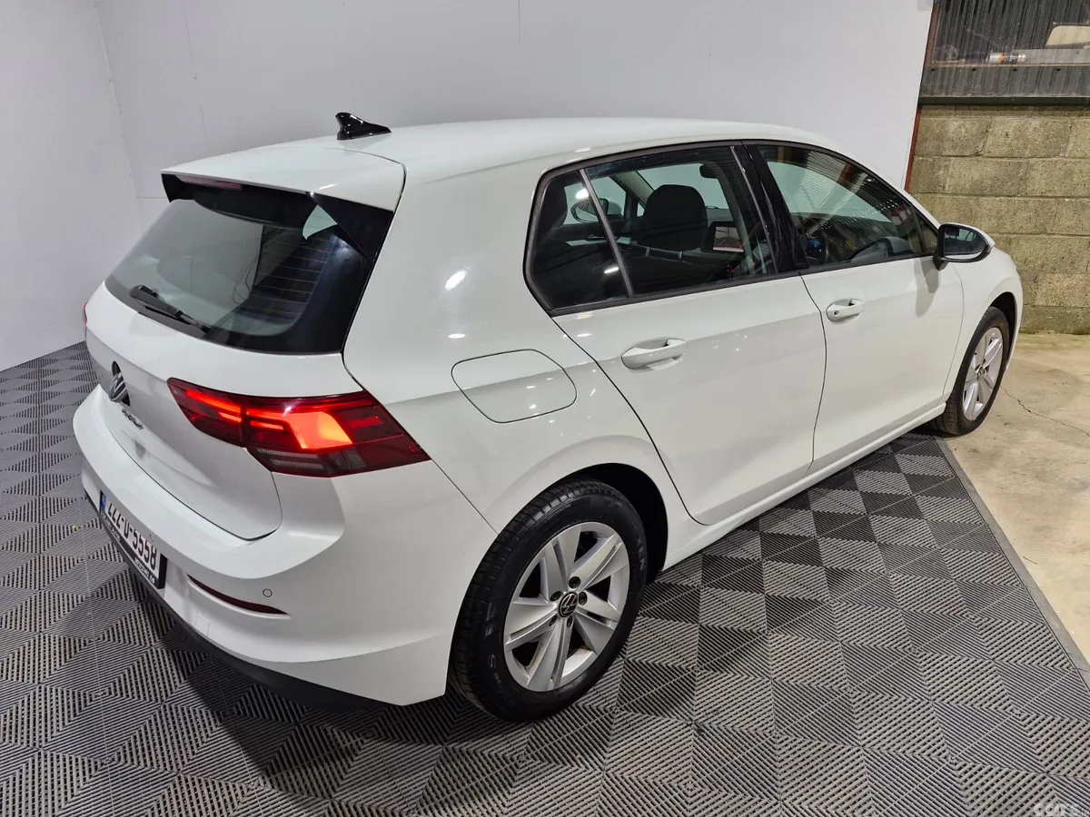 Volkswagen Golf Estate, Diesel, 2022, White