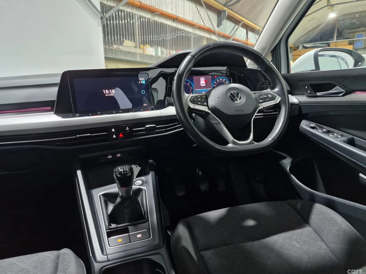 Volkswagen Golf Estate, Diesel, 2022, White