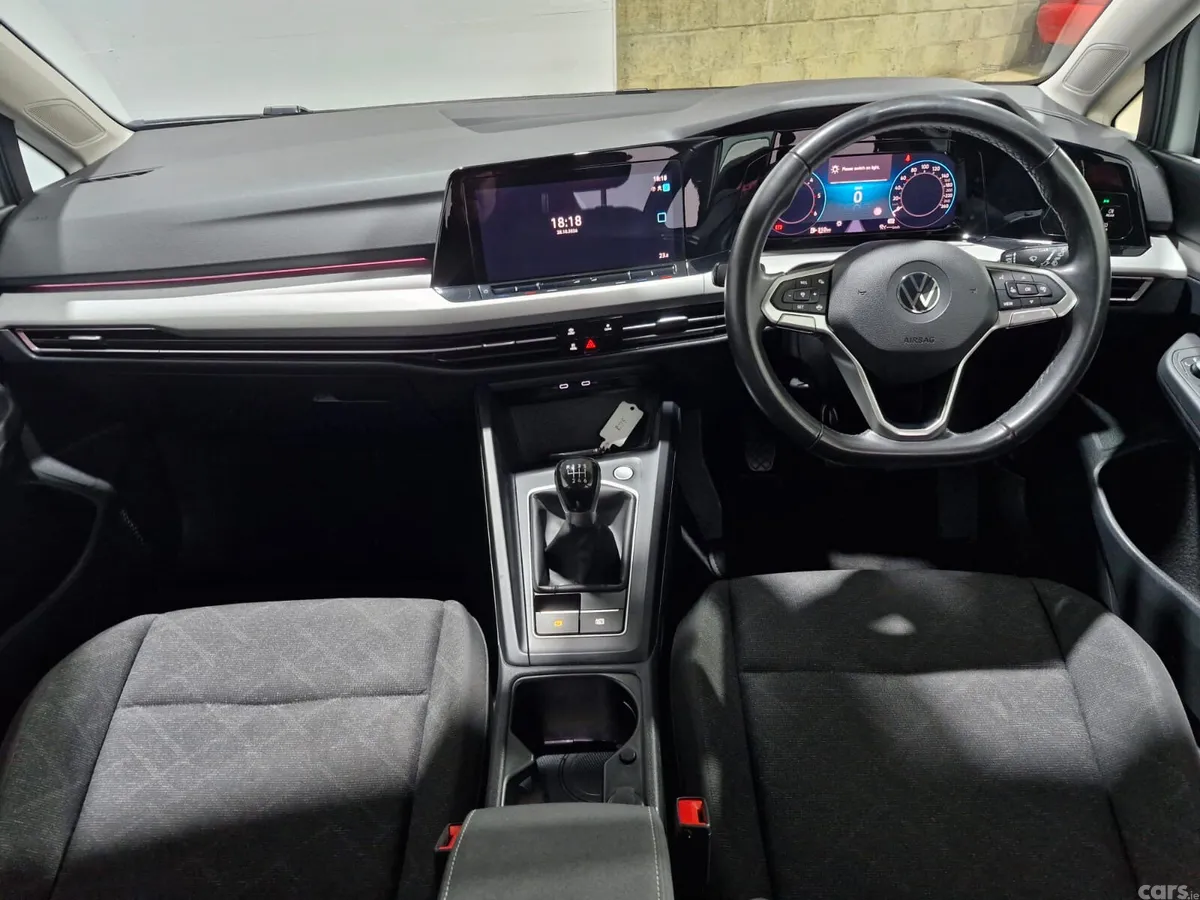 Volkswagen Golf Estate, Diesel, 2022, White