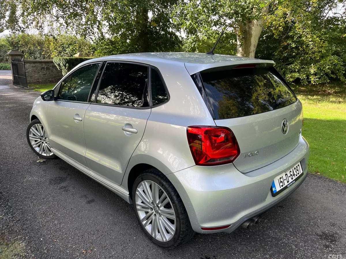Volkswagen Polo Hatchback, Petrol, 2015, Silver