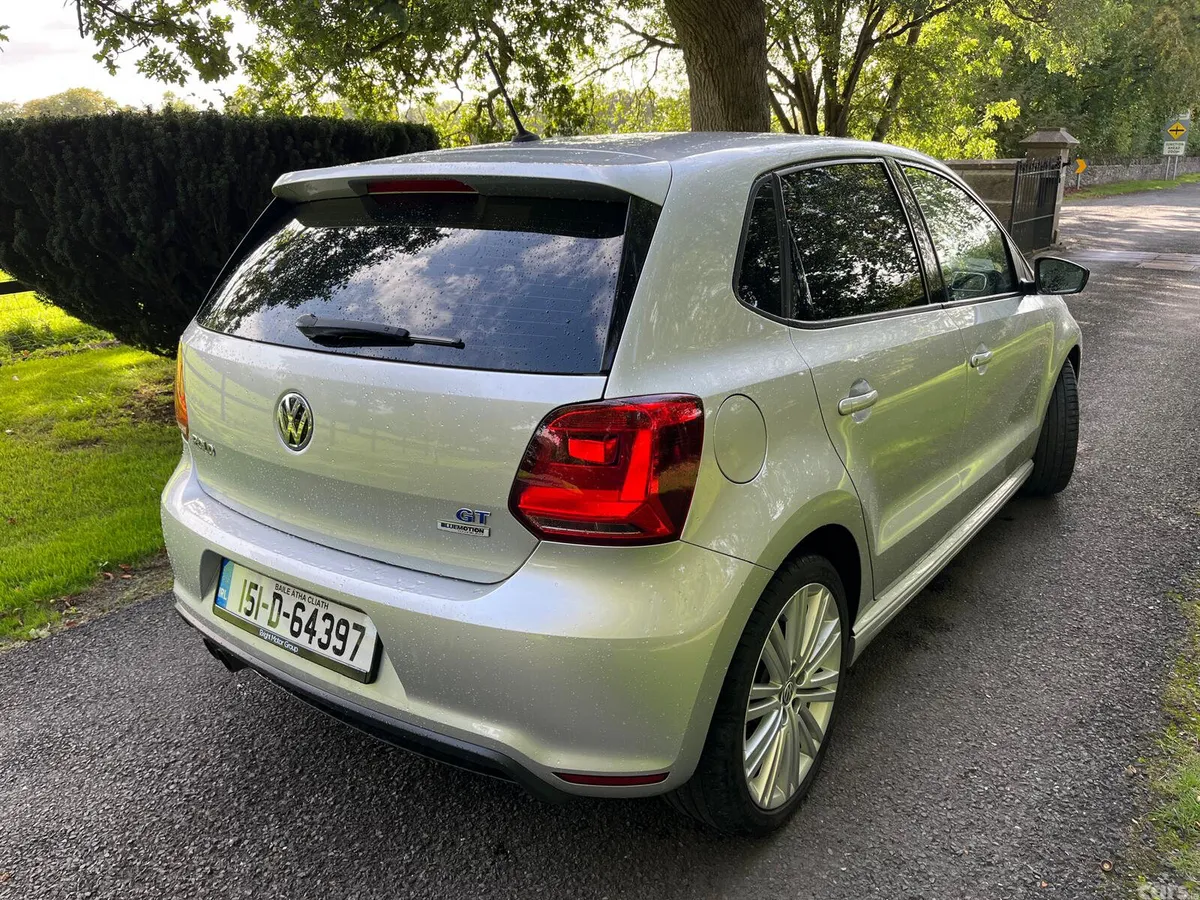 Volkswagen Polo Hatchback, Petrol, 2015, Silver