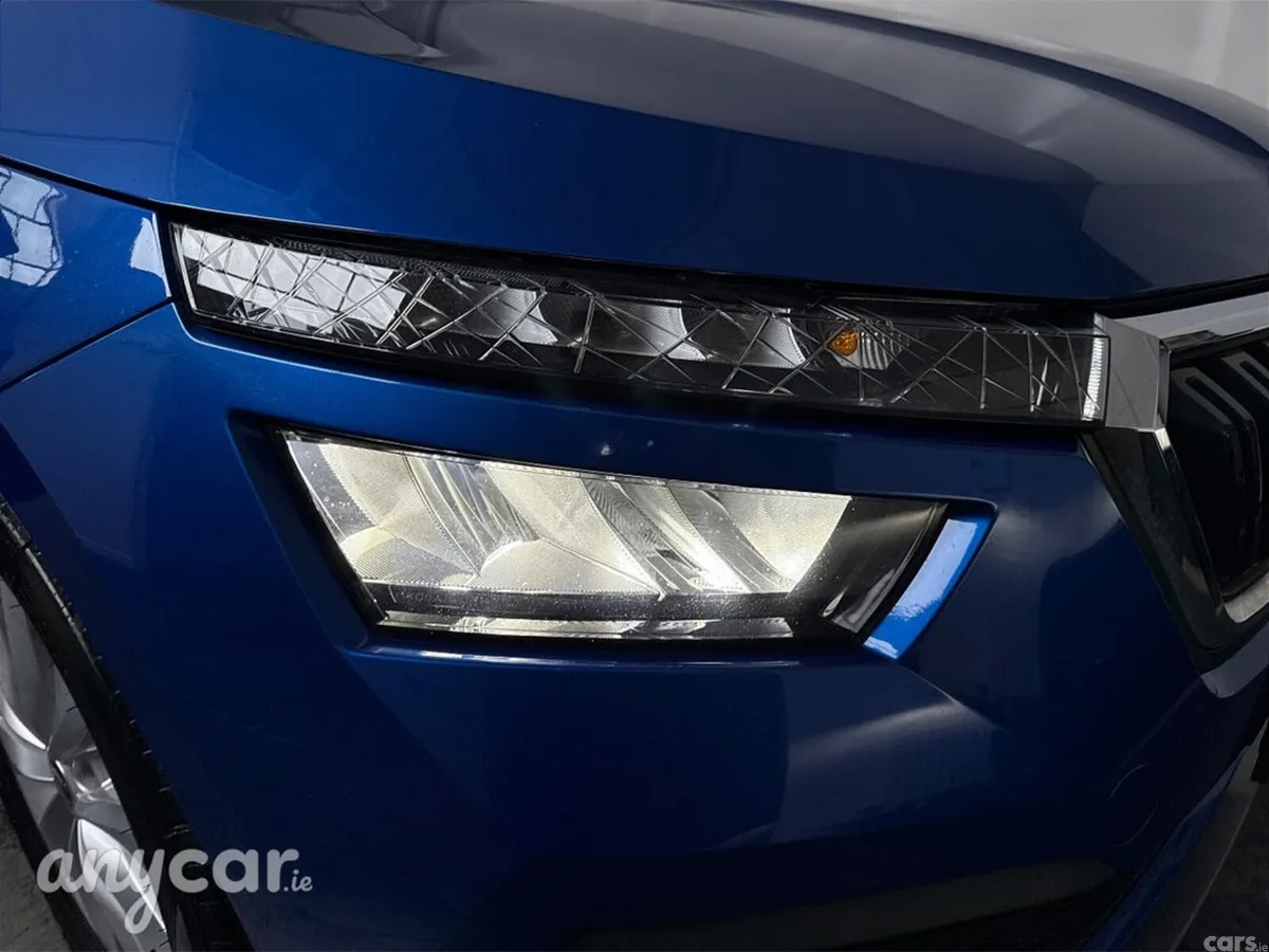 Skoda Kamiq Hatchback, Petrol, 2021, Blue