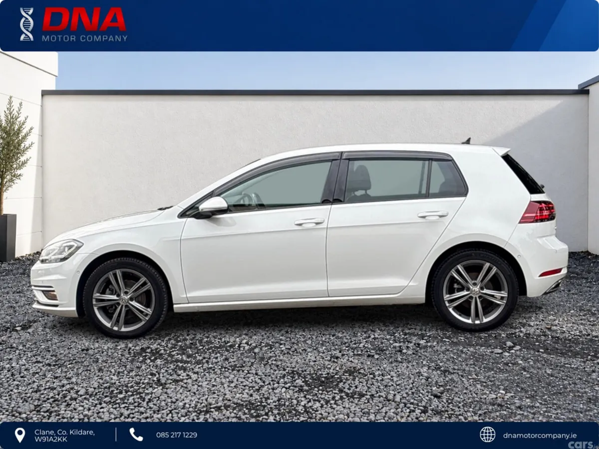 Volkswagen Golf Hatchback, Petrol, 2019, White