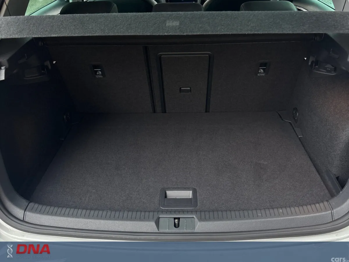 Volkswagen Golf Hatchback, Petrol, 2019, White