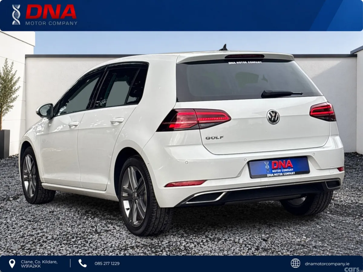 Volkswagen Golf Hatchback, Petrol, 2019, White