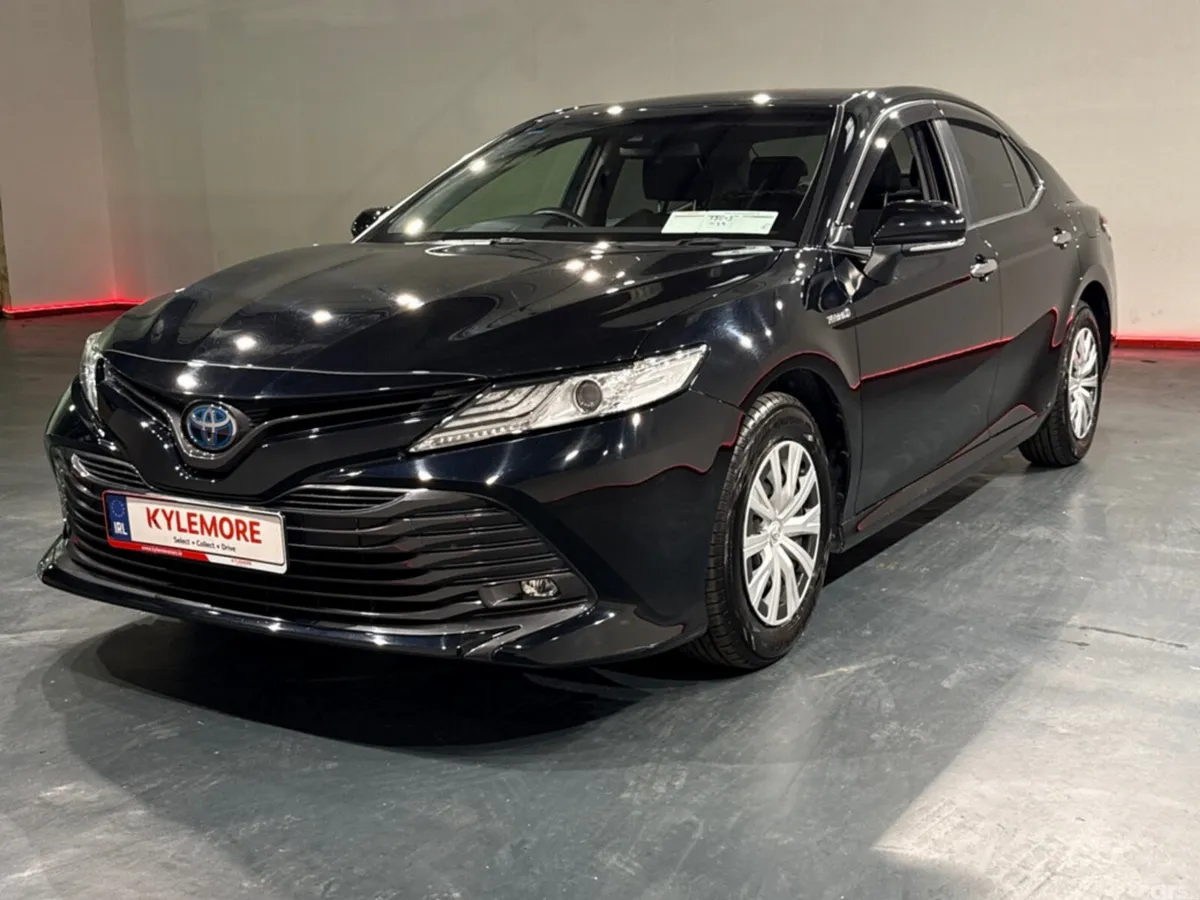 Toyota Camry Saloon, Petrol Hybrid, 2019, Black