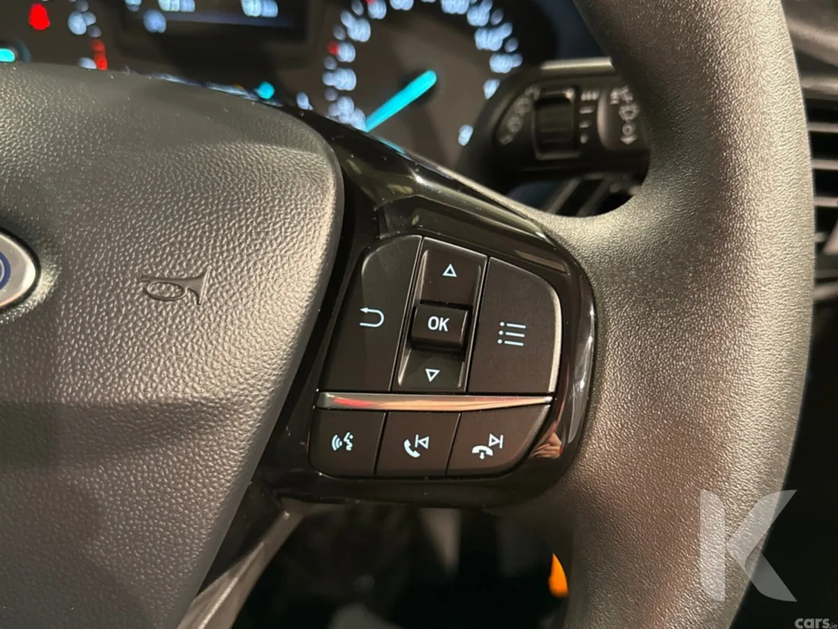 Ford Fiesta Hatchback, Petrol, 2019, White