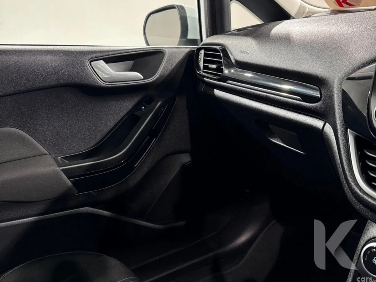 Ford Fiesta Hatchback, Petrol, 2019, White