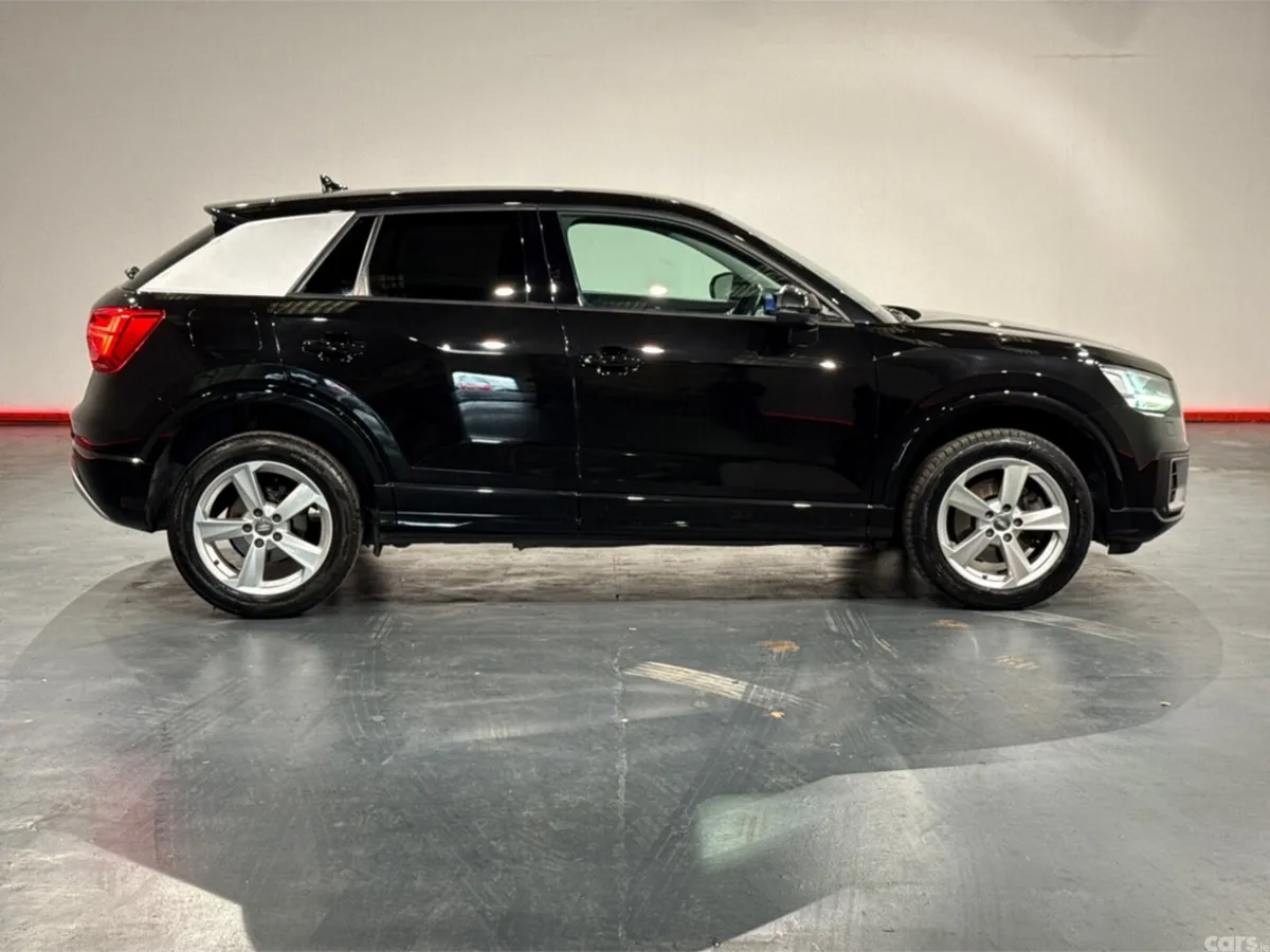 Audi Q2 Estate, Petrol, 2017, Black