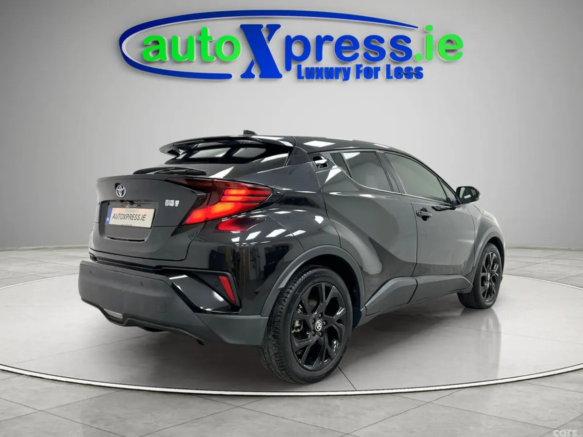 Toyota C-HR SUV, Petrol Hybrid, 2021, Black